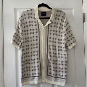 Abercrombie & Fitch Beige and White Sweater